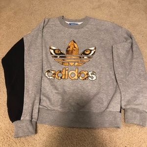 Adidas crew neck sweatshirt